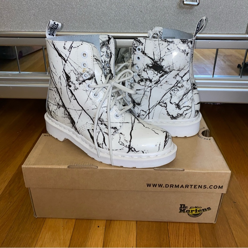 RARE DR. MARTENS WORN ONCE